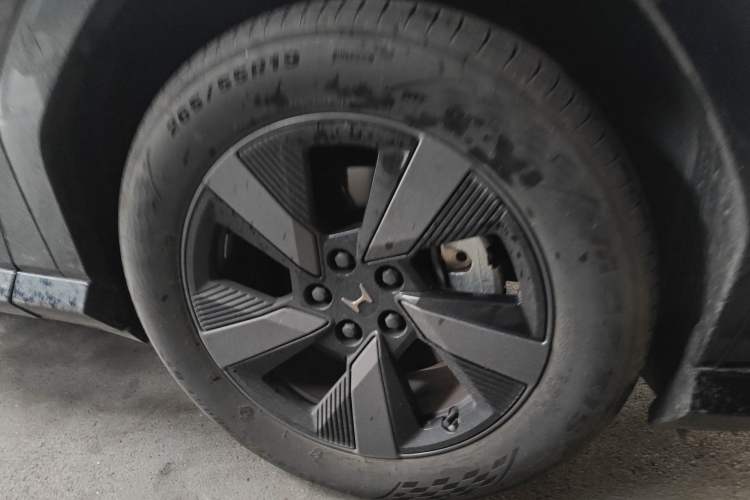 Used Honda S7 2025 Trailblazer Edition Right Front Wheel Hub