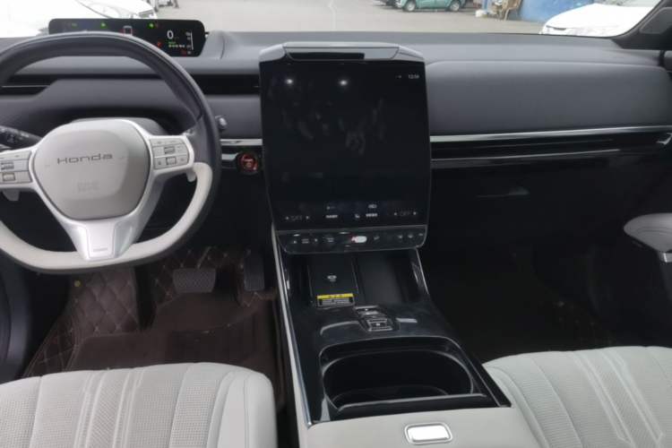 Used Honda S7 2025 Navigator Edition Audio And AC Panel