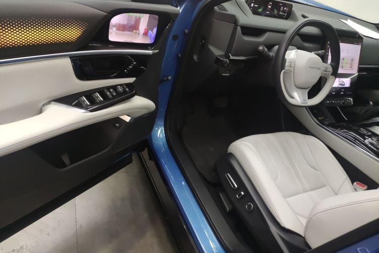 Used Honda S7 2025 Navigator Edition Driver Seat