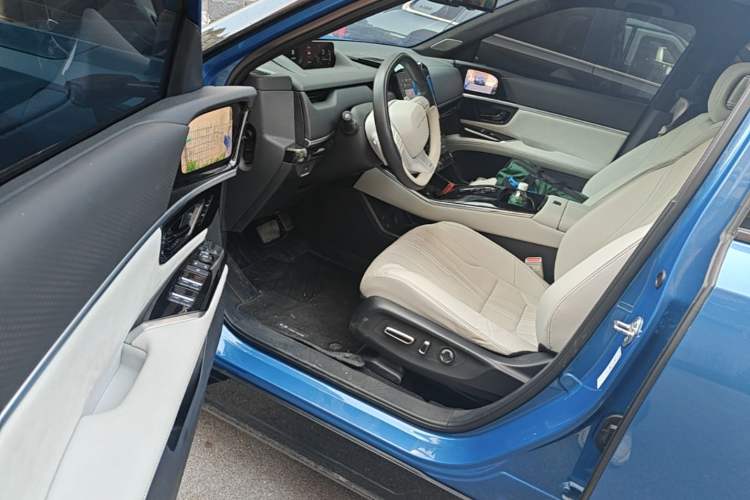 Used Honda S7 2025 Navigator Edition Driver Seat
