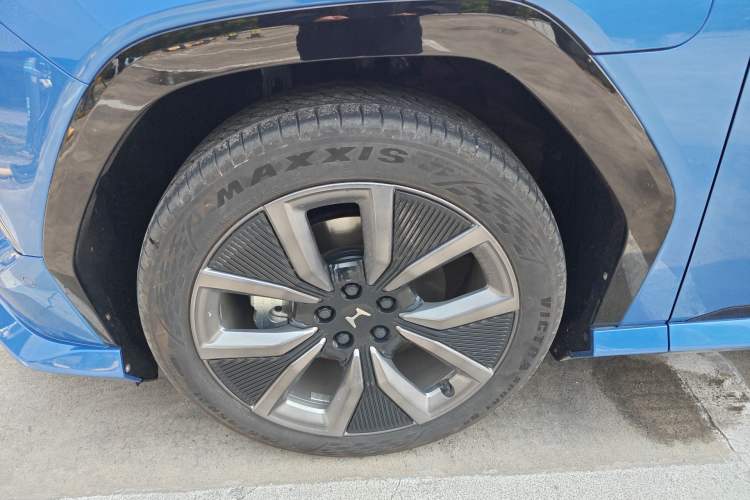 Used Honda S7 2025 Navigator Edition Exterior 4