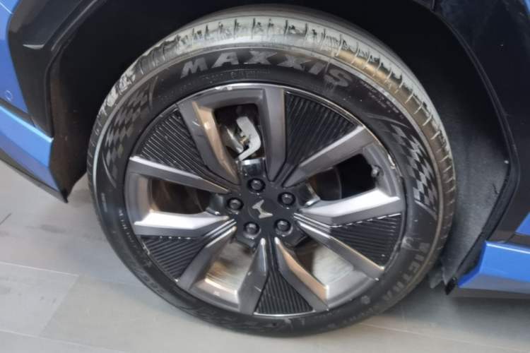 Used Honda S7 2025 Navigator Edition Exterior 5
