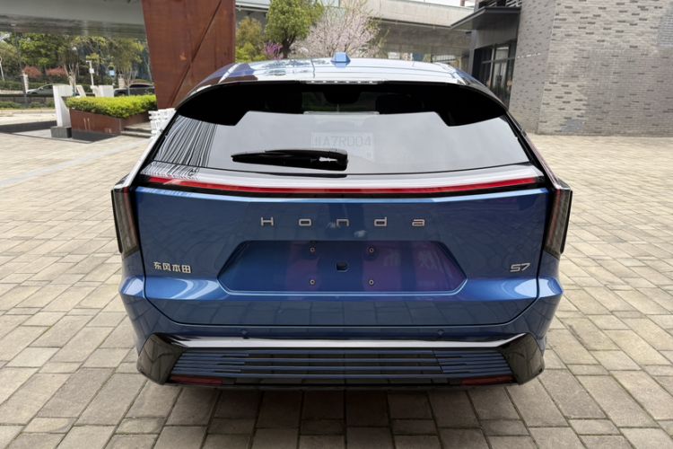 Used Honda S7 2025 Navigator Edition Exterior 6