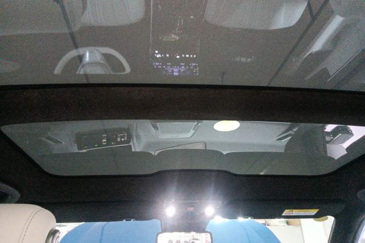 Used Honda S7 2025 Navigator Edition Headliner