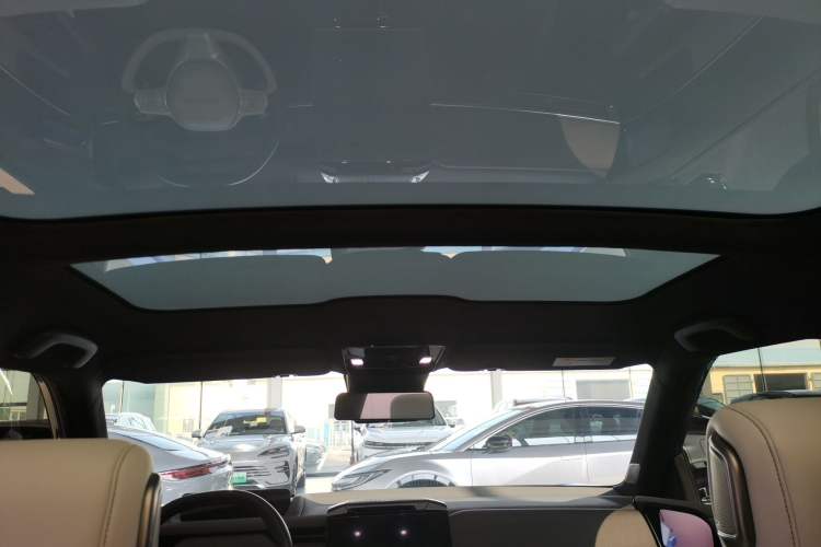 Used Honda S7 2025 Navigator Edition Headliner