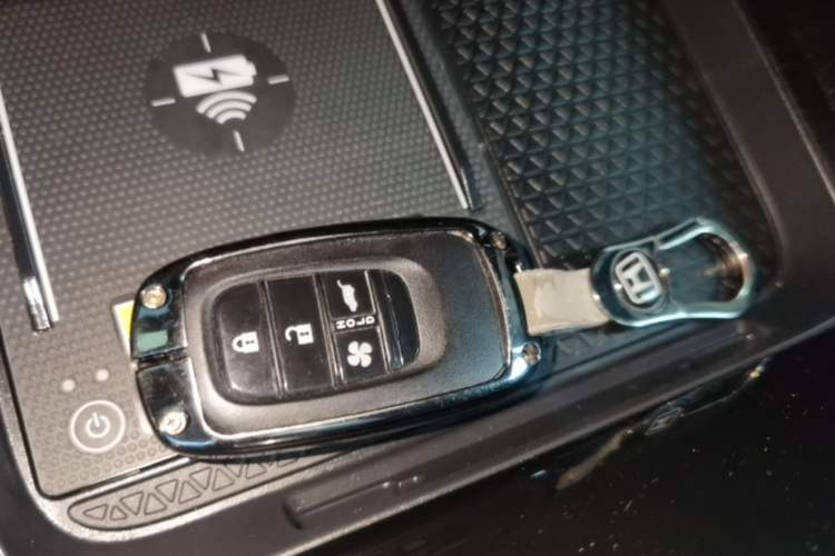 Used Honda S7 2025 Navigator Edition Interior 1
