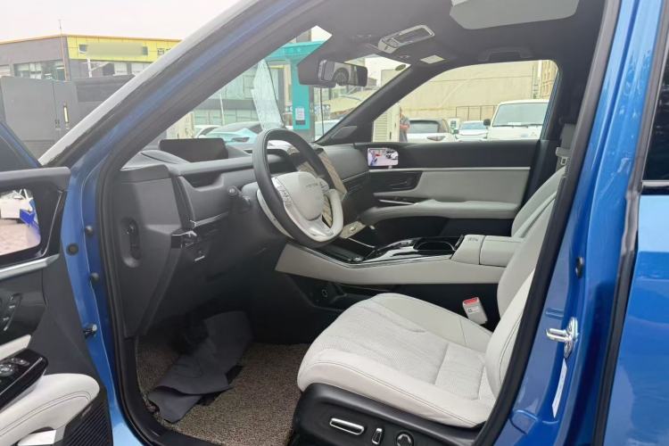 Used Honda S7 2025 Navigator Edition Interior 1