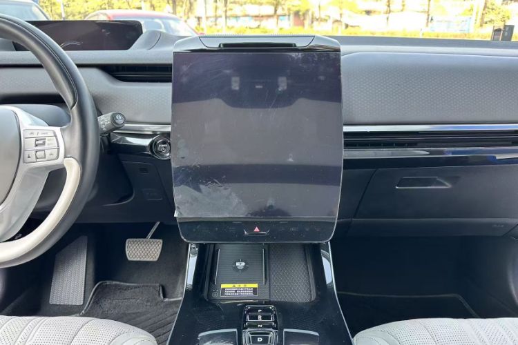 Used Honda S7 2025 Navigator Edition Interior 10