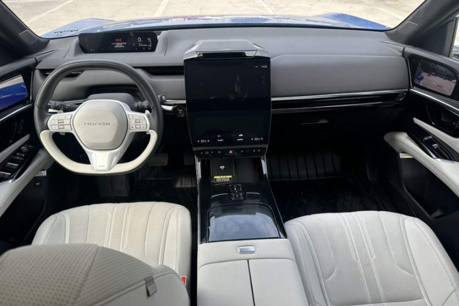 Used Honda S7 2025 Navigator Edition Interior 3