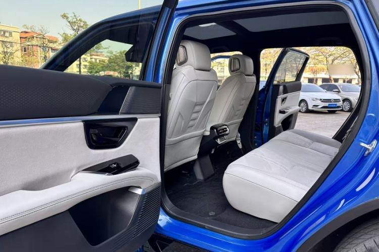Used Honda S7 2025 Navigator Edition Interior 6