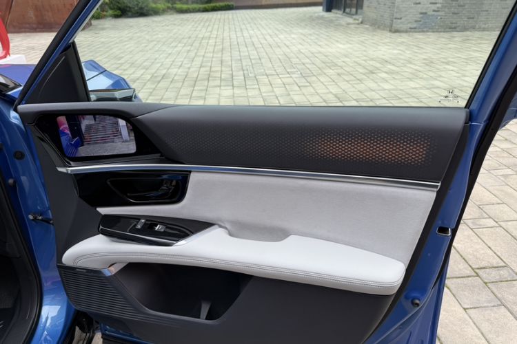 Used Honda S7 2025 Navigator Edition Interior 8