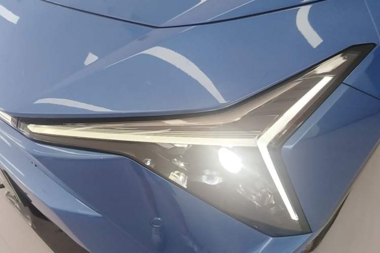Used Honda S7 2025 Navigator Edition Left Front Headlight