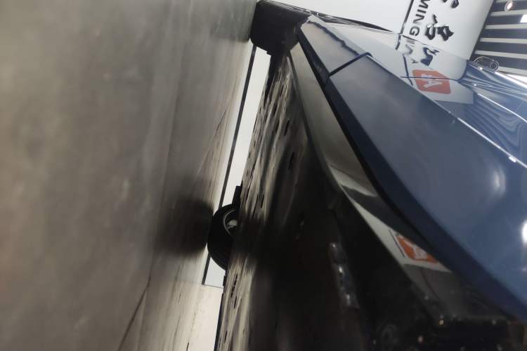 Used Honda S7 2025 Navigator Edition Left Side Sill
