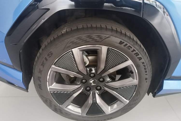 Used Honda S7 2025 Navigator Edition Right Rear Wheel Hub