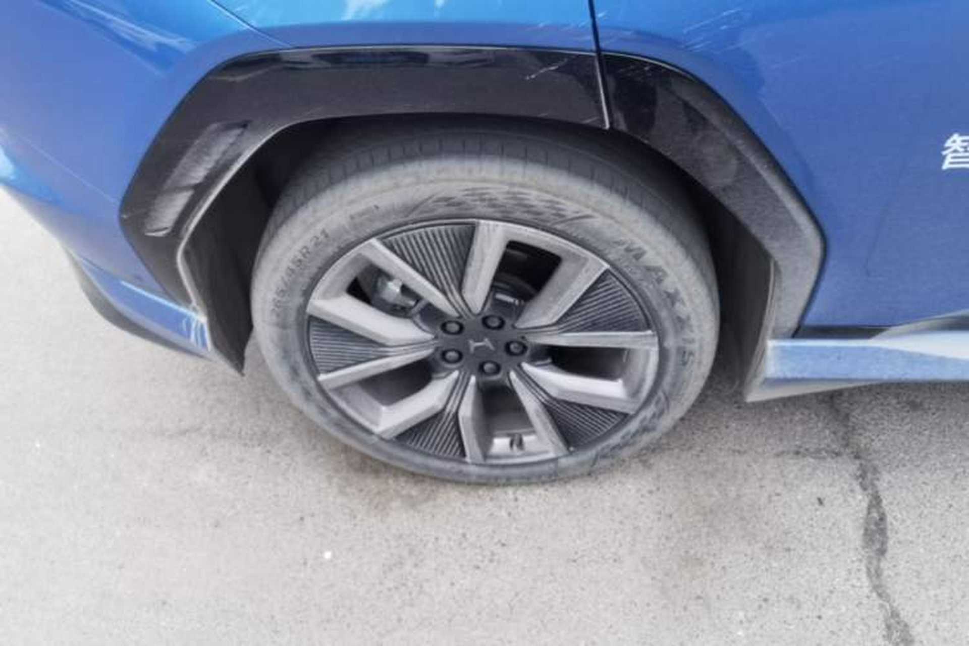 Used Honda S7 2025 Navigator Edition Right Rear Wheel Hub