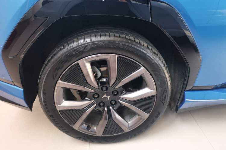 Used Honda S7 2025 Navigator Edition Right Rear Wheel Hub