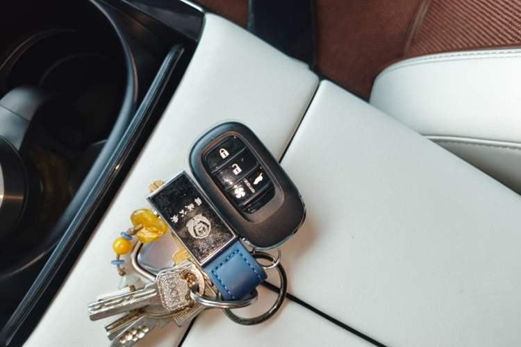 Used Honda S7 2025 Navigator Edition Vehicle Key