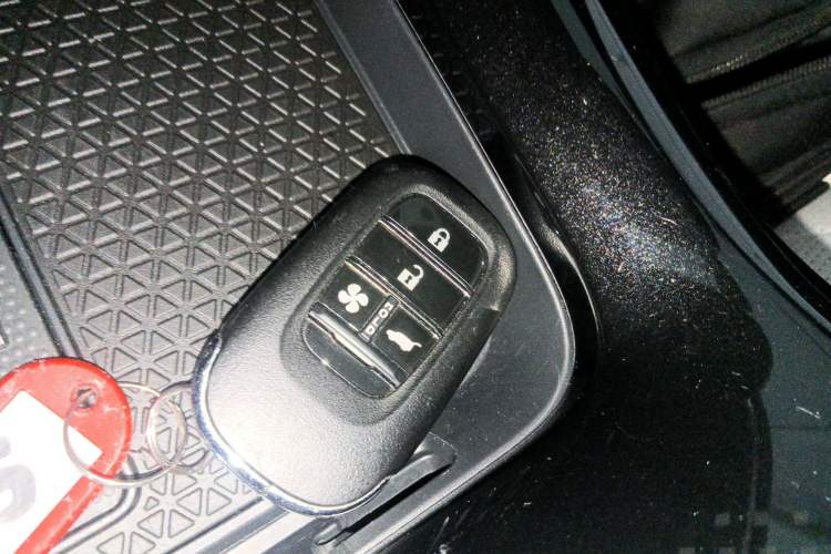 Used Honda S7 2025 Navigator Edition Vehicle Key