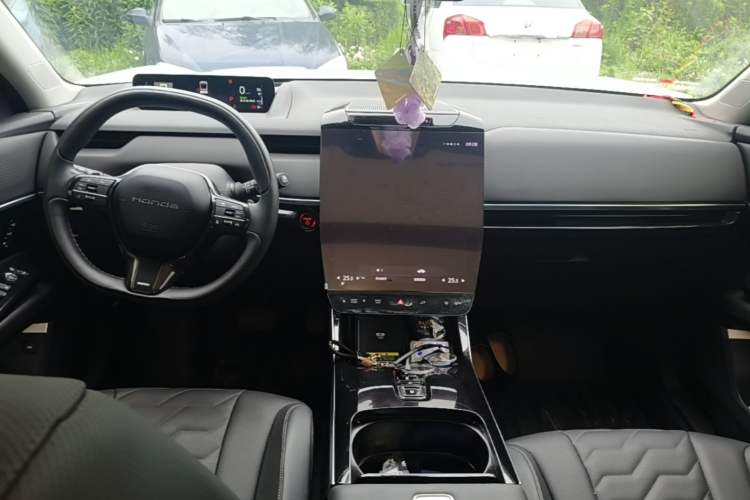 Used Honda S7 2025 Trailblazer Edition Center Console