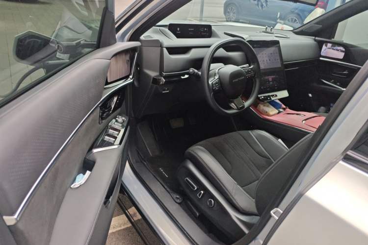 Used Honda S7 2025 Navigator Edition Driver Seat
