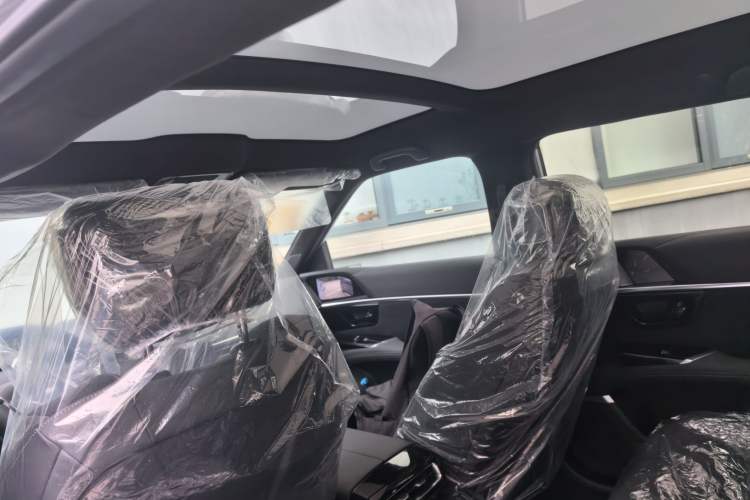 Used Honda S7 2025 Navigator Edition Headliner
