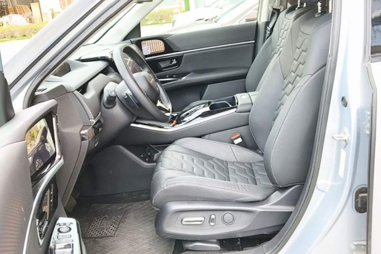 Used Honda S7 2025 Trailblazer Edition Left Front Seat