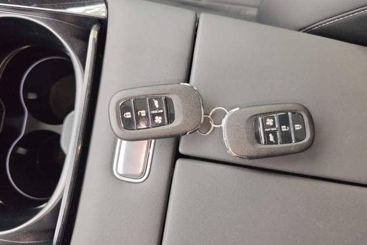Used Honda S7 2025 Navigator Edition Vehicle Key