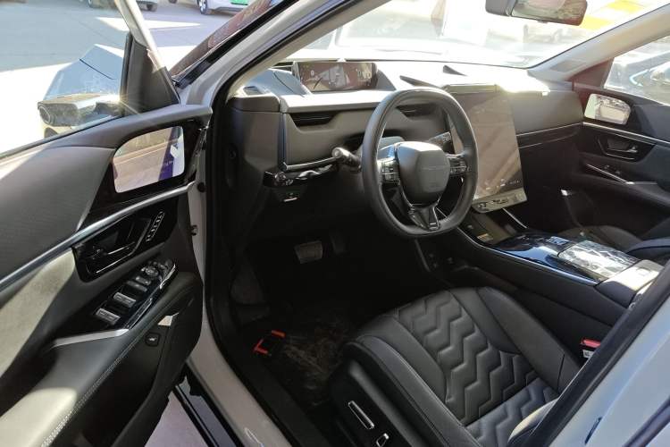 Used Honda S7 2025 Trailblazer Edition Interior 3