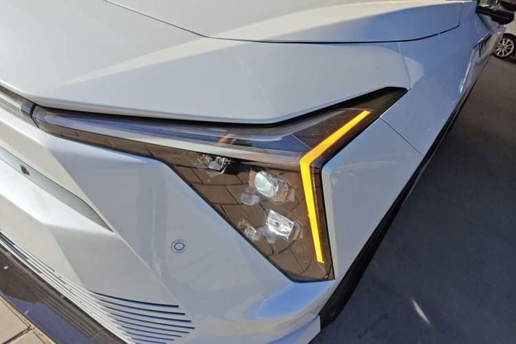 Used Honda S7 2025 Trailblazer Edition Left Front Headlight