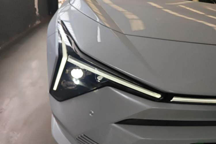 Used Honda S7 2025 Trailblazer Edition Right Front Headlight