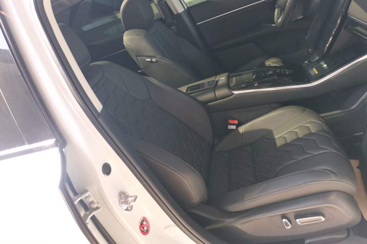 Used Honda S7 2025 Trailblazer Edition Right Front Seat