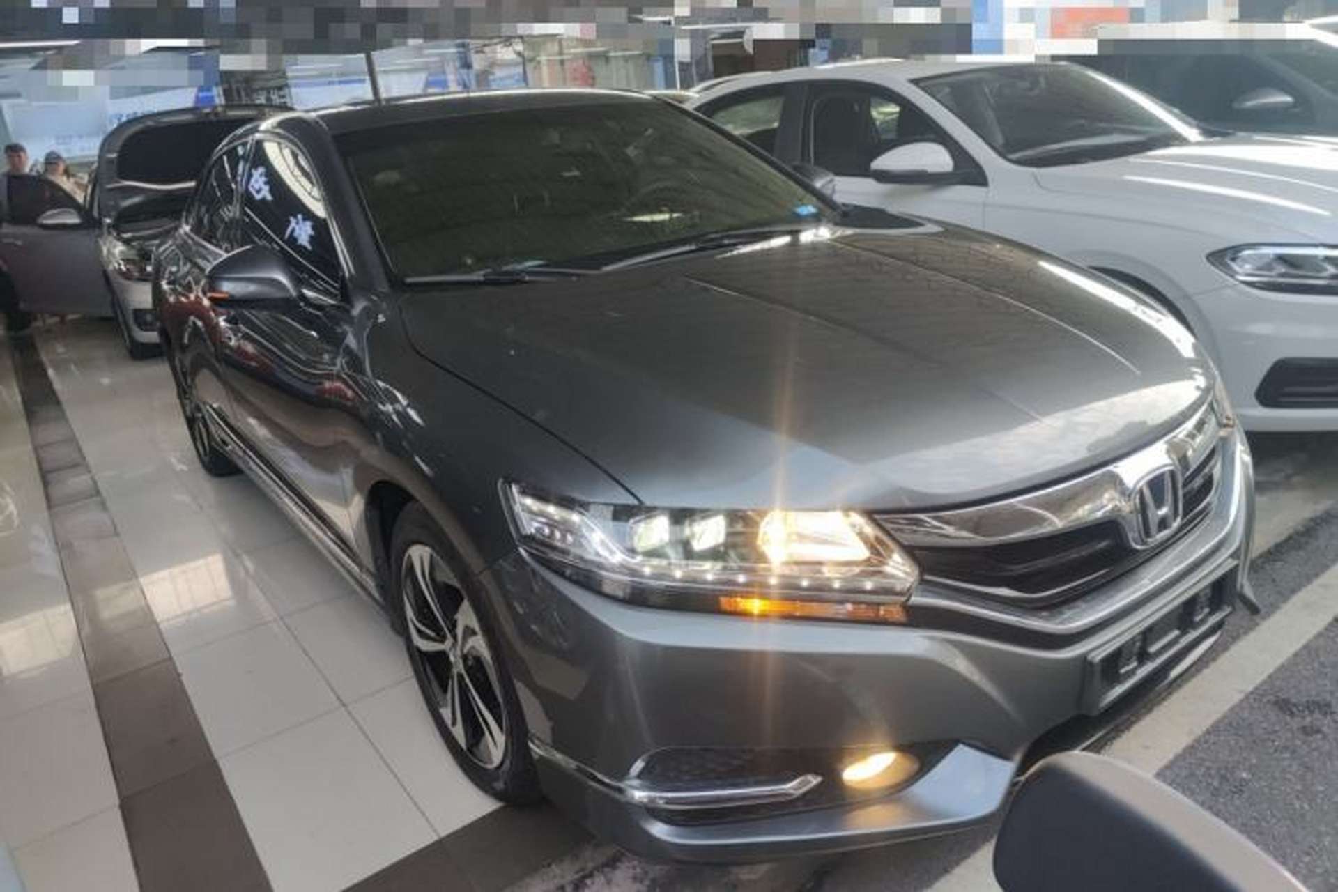 Used Honda Spirior 2015 2.4L Luxury Edition Front Right 45 Deg
