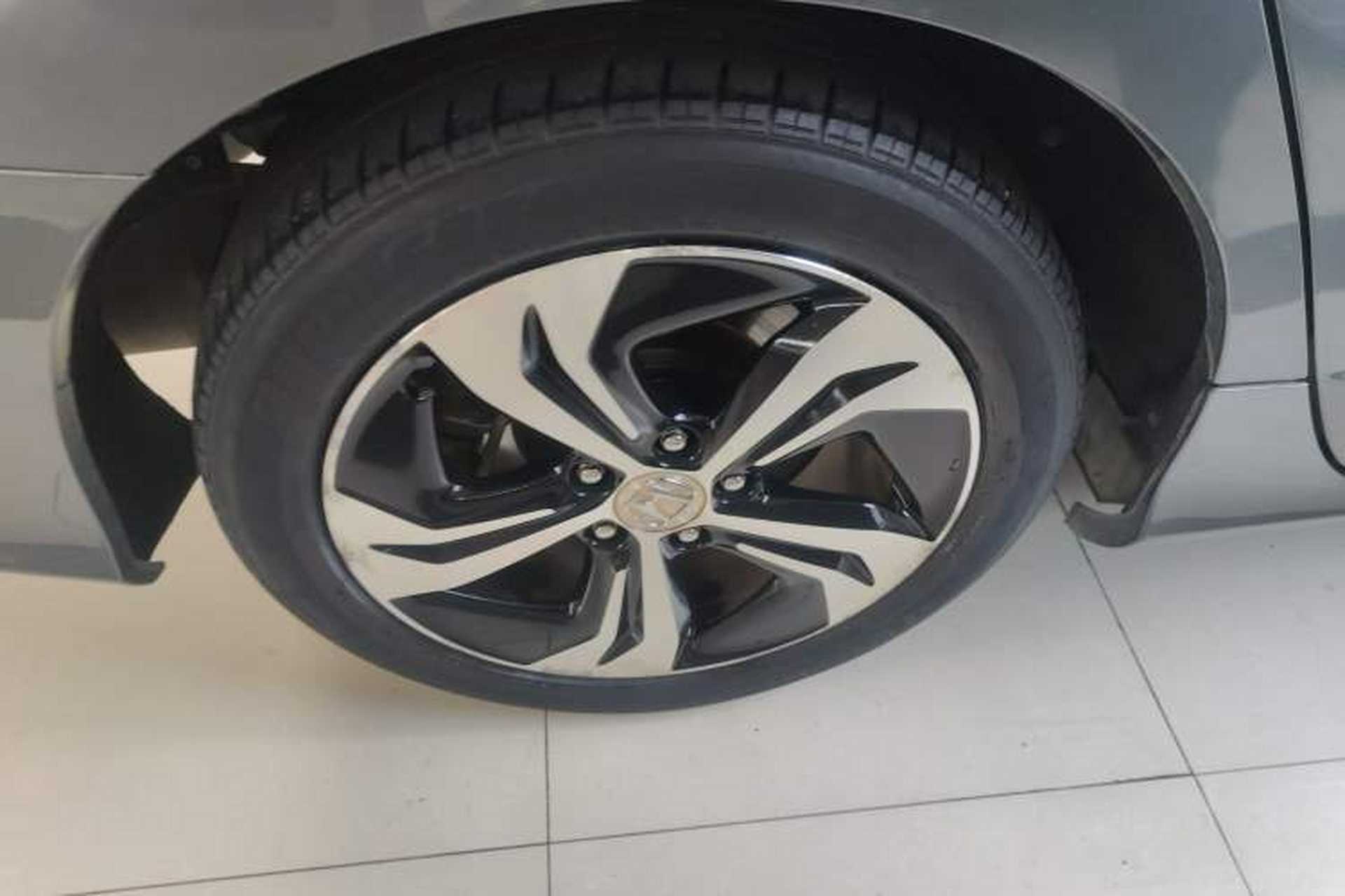 Used Honda Spirior 2015 2.4L Luxury Edition Right Rear Wheel Hub