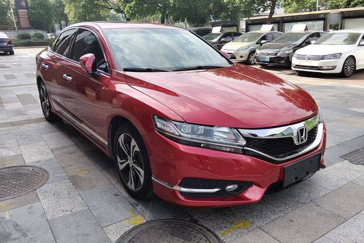 Used Honda Spirior 2015 2.4L Prestige Edition Front Right 45 Deg