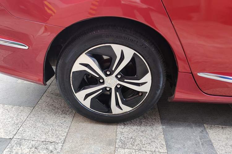 Used Honda Spirior 2015 2.4L Prestige Edition Right Rear Wheel Hub