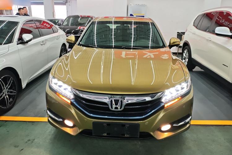 Used Honda Spirior 2017 Hybrid 2.0L Pure Edition Front