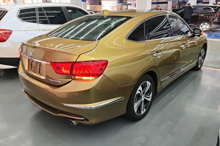 Used Honda Spirior 2017 Hybrid 2.0L Pure Edition Rear Right 45 Deg