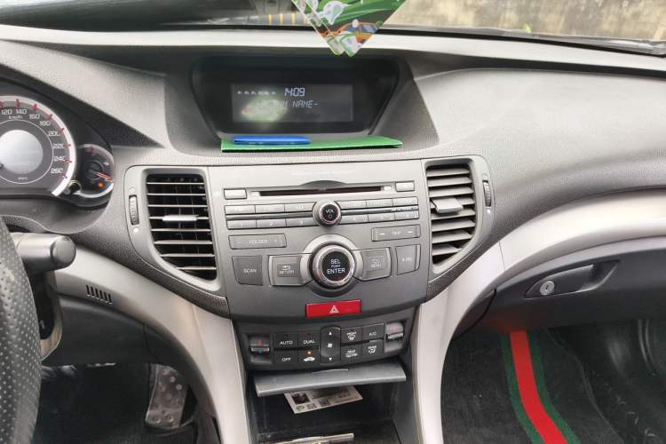 Used Honda Spirior 2009 2.4L TYPE-S Audio And AC Panel