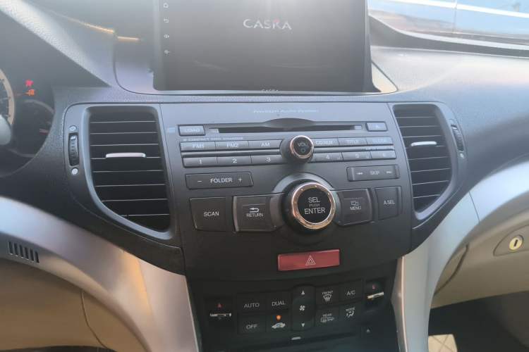 Used Honda Spirior 2009 2.4L Luxury Edition Audio And AC Panel