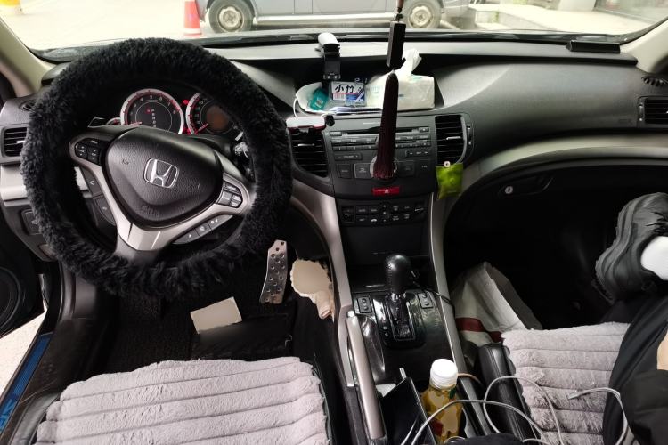 Used Honda Spirior 2009 2.4L TYPE-S Center Console