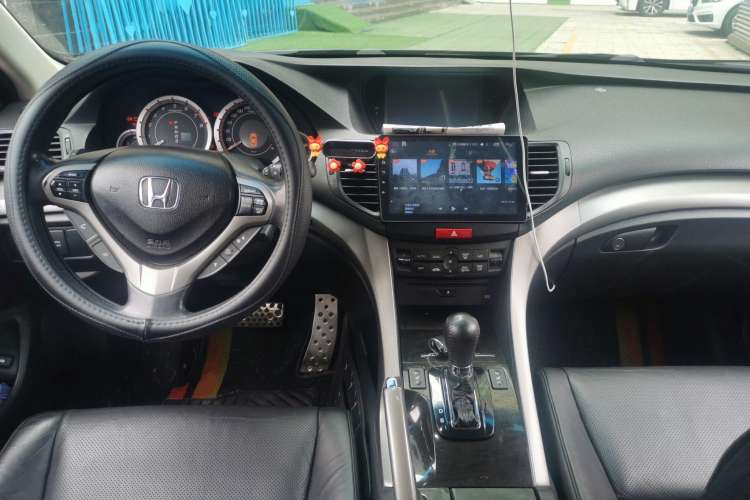 Used Honda Spirior 2009 2.4L TYPE-S Center Console