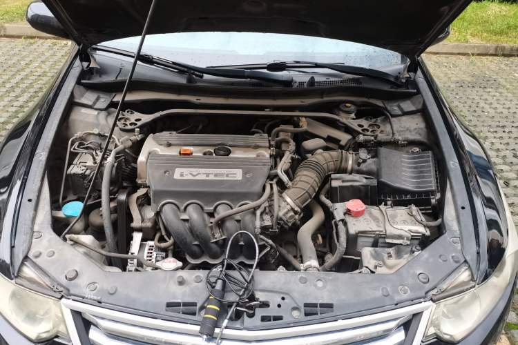 Used Honda Spirior 2009 2.4L Luxury Edition Engine Bay