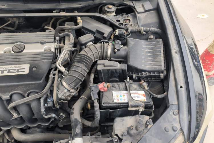 Used Honda Spirior 2009 2.4L Luxury Edition Engine Bay Left