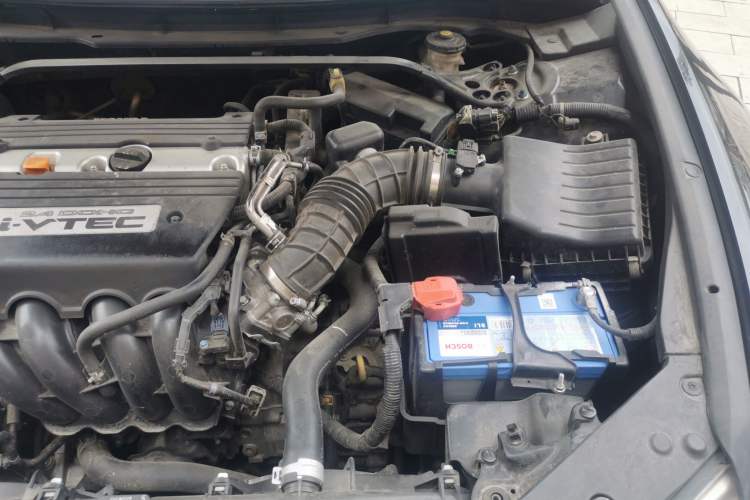 Used Honda Spirior 2009 2.4L TYPE-S Engine Bay Left