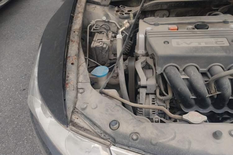 Used Honda Spirior 2009 2.4L Luxury Edition Engine Bay Right