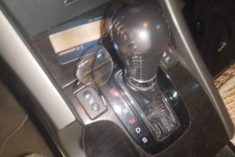 Used Honda Spirior 2009 2.4L Prestige Edition Gear Lever