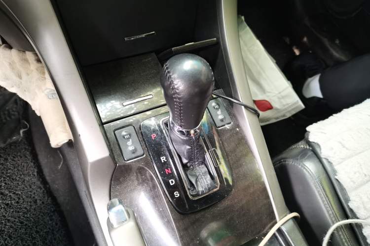 Used Honda Spirior 2009 2.4L TYPE-S Gear Lever