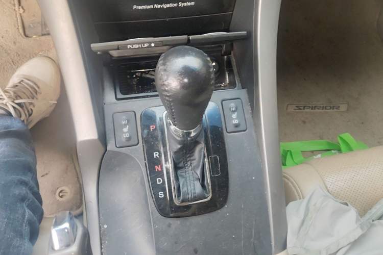 Used Honda Spirior 2009 2.4L Luxury Edition Gear Lever