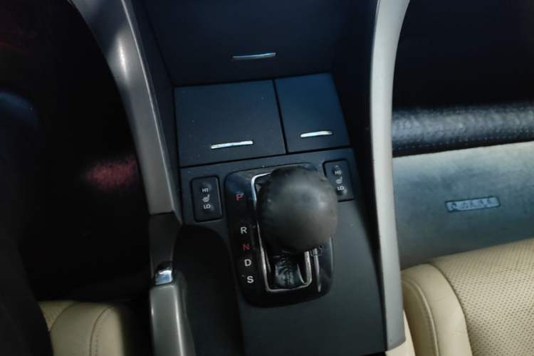 Used Honda Spirior 2009 2.4L Luxury Edition Gear Lever