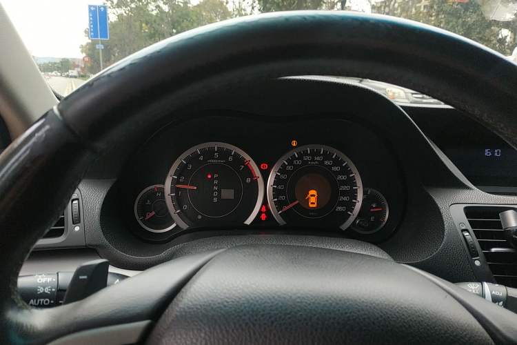 Used Honda Spirior 2009 2.4L Prestige Edition Instrument Cluster